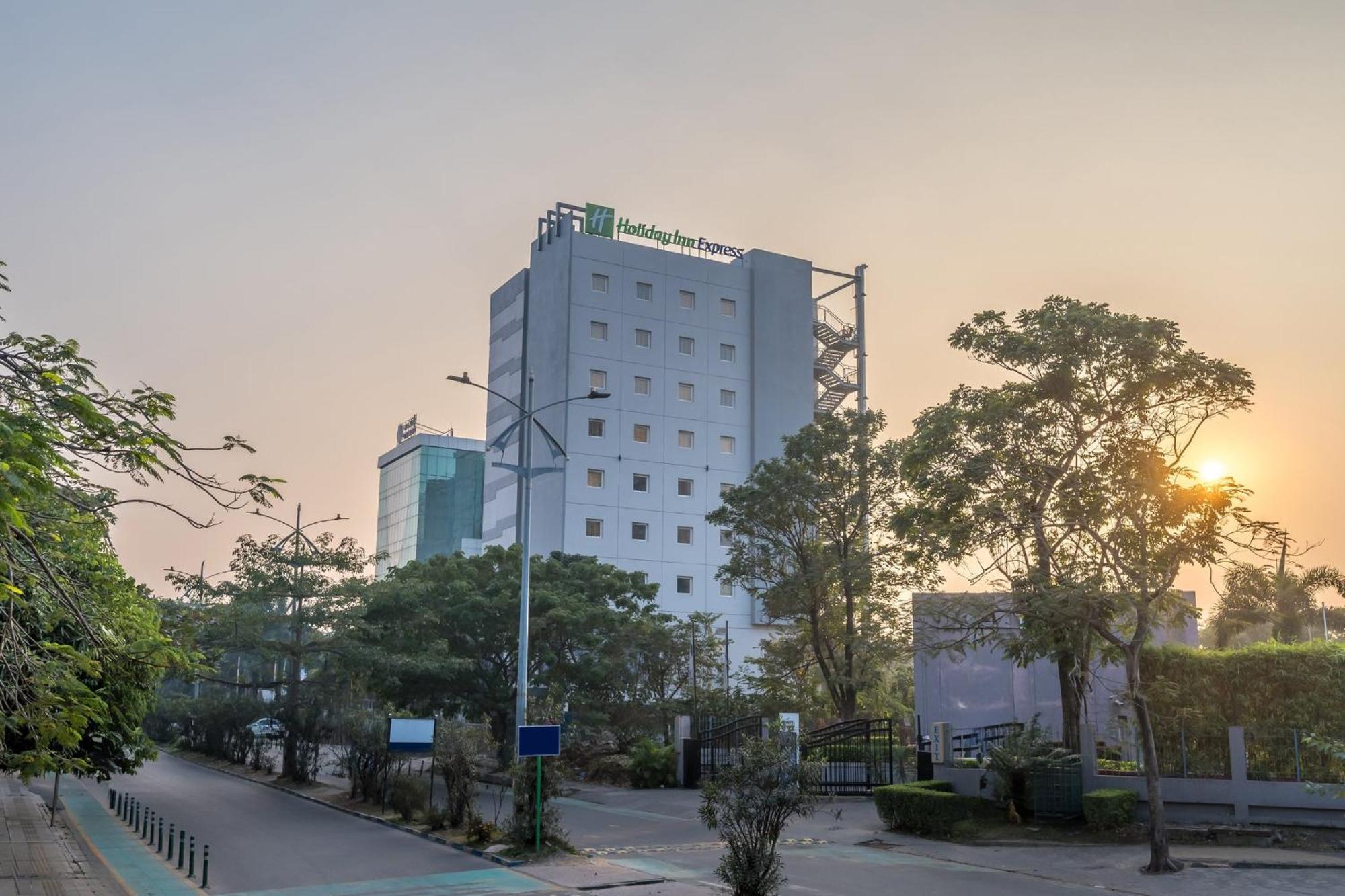 Express New Town By Ihg