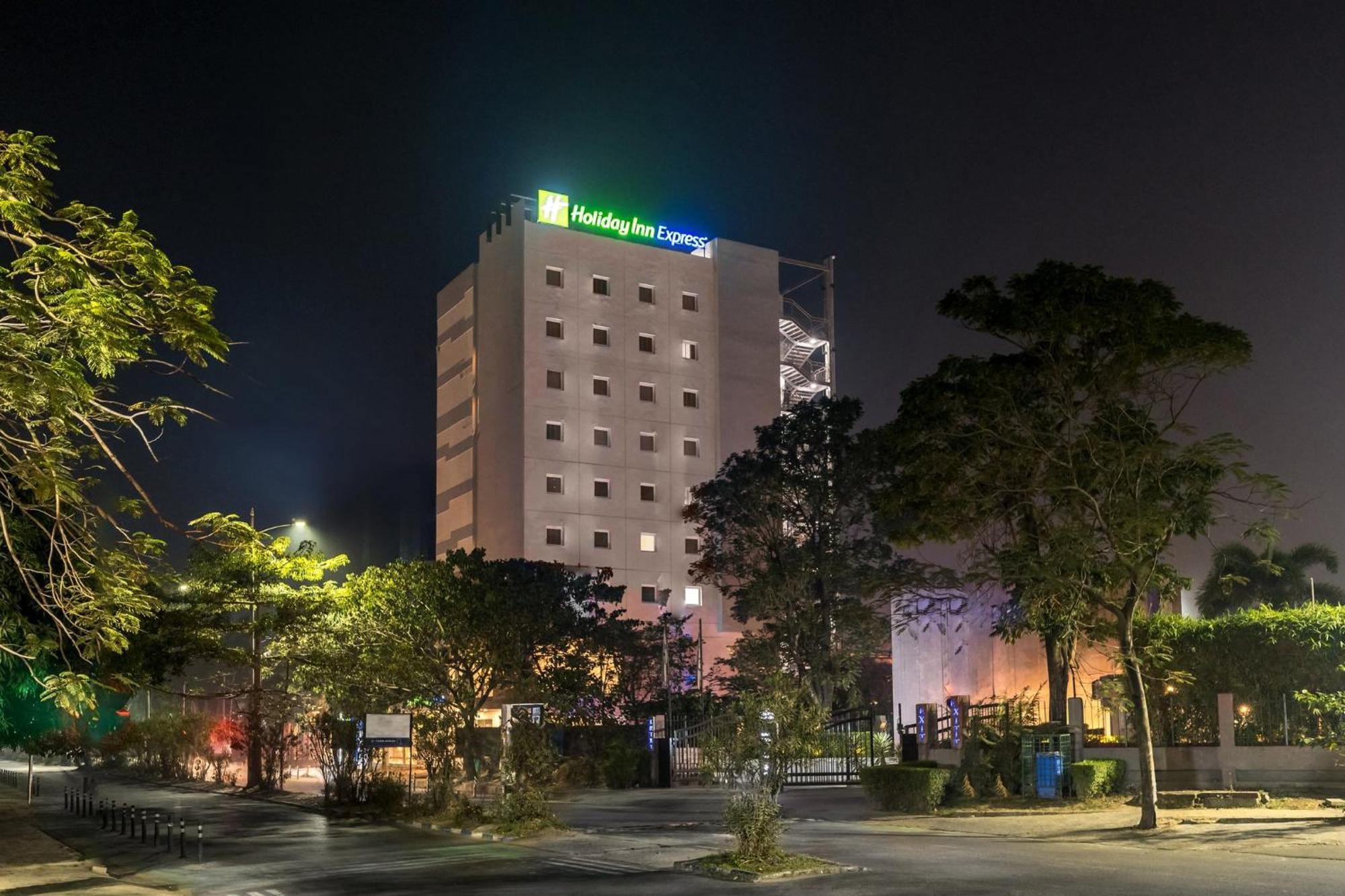 Express New Town By Ihg Hotel